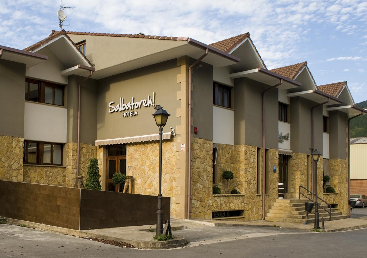 Hotel Salbatoreh Beasain Eksteriør bilde